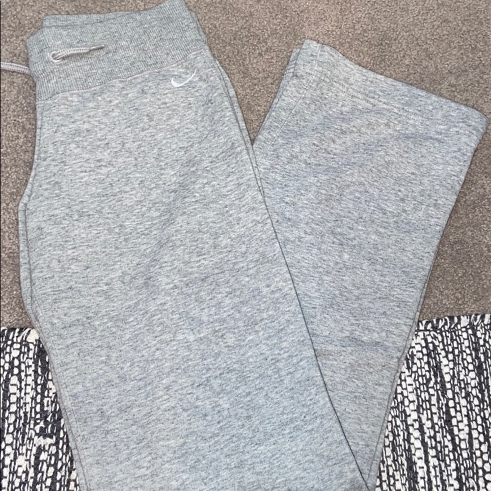 Gray Nike sweatpants
